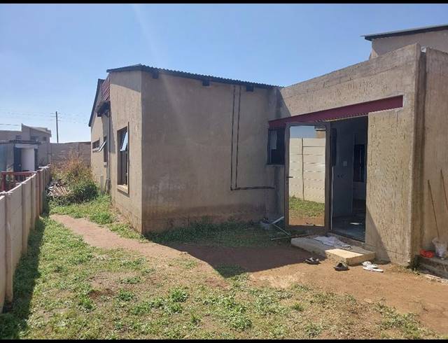 4 BEDROOM HOUSE FOR SALE IN JAMESONPARK